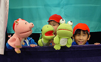 展示室1:手づかい人形の舞台(パフォーマンスステージ)